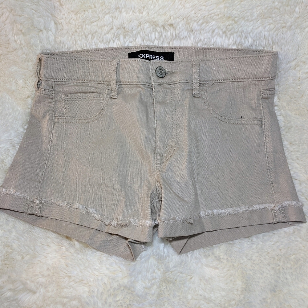 Express Mid-Rise 'Shorties'